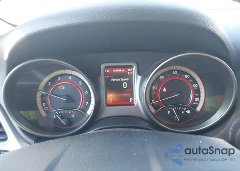 2018 Dodge Journey Crossroad z USA, uszkodzony, nr VIN 3C4PDCGG1JT152669